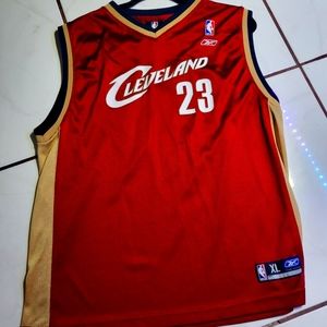 LeBron James youth xl reebok NBA jersey excellent condition